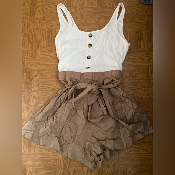 SHEIN Curve Romper - Picture 2 of 3